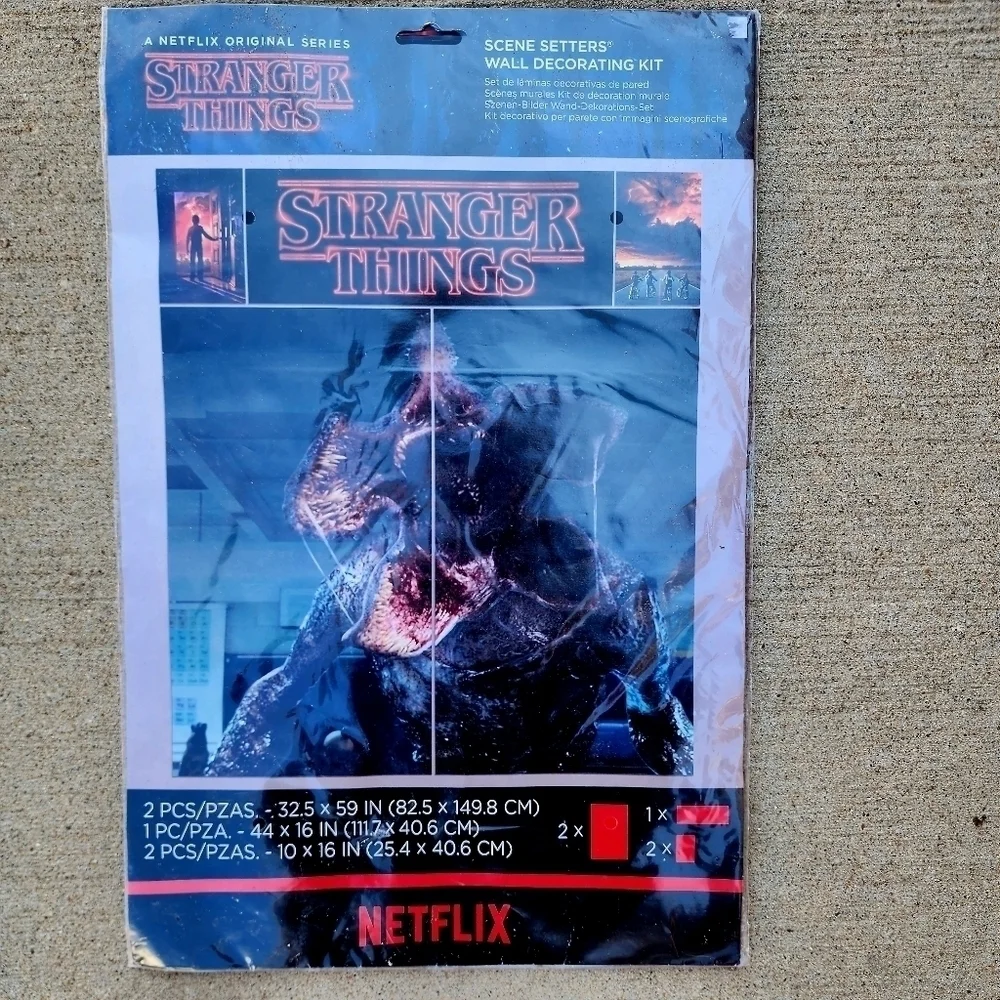 NWT Netflix Stranger Things Party Wall Decor Posters Decorations & Photo Props